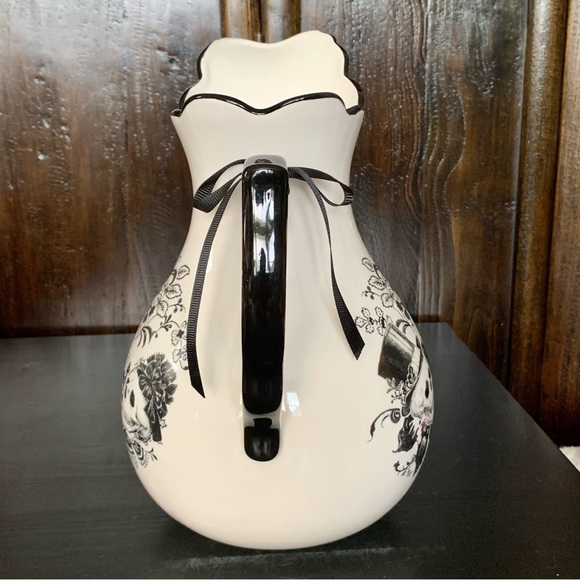 Spooky Night Dapper Skeletons 88oz Halloween Pitcher Skulls Flowers Crow - Picture 10 of 16